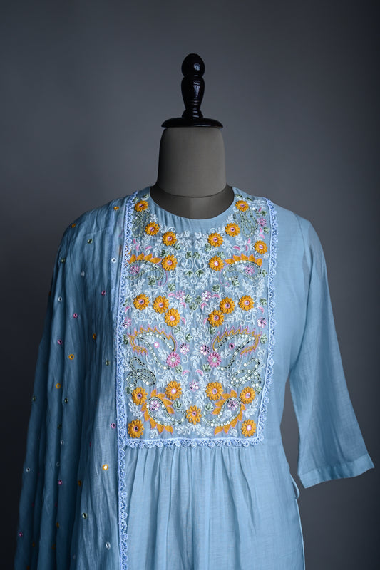 Emaya Hand Embroidered Kurti Set