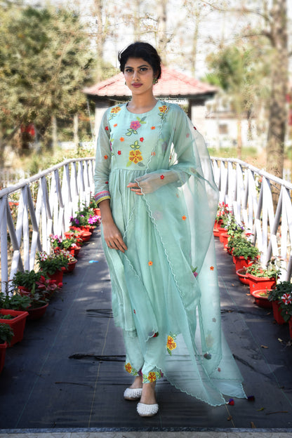 SPRING MEADOWS EMBROIDERED MULMUL KURTI SET