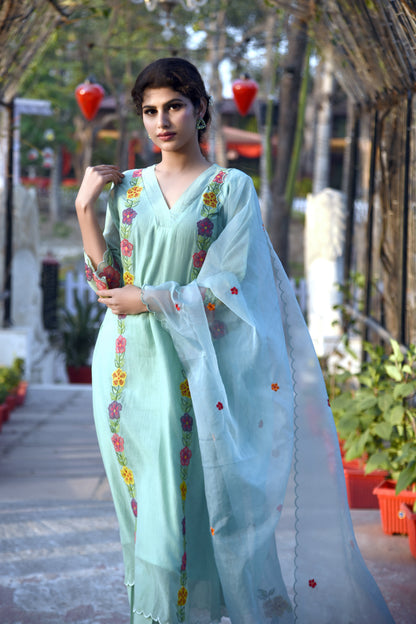 GARDEN OF EDEN MULMUL EMBROIDERED KURTI SET